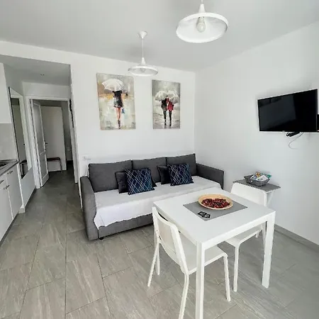 Buganvilla Apartament *